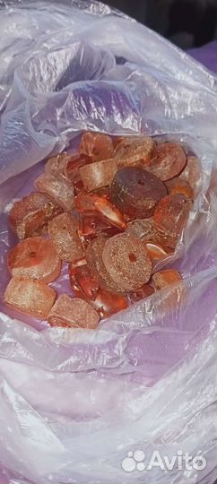 Янтарный камень
