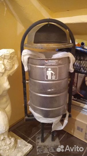 Урна металлическая уличная