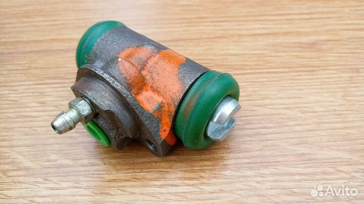 Колесный тормозной цилиндр ну-Р 3886