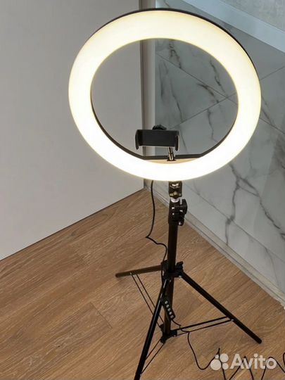Кольцевая лампа 33 см