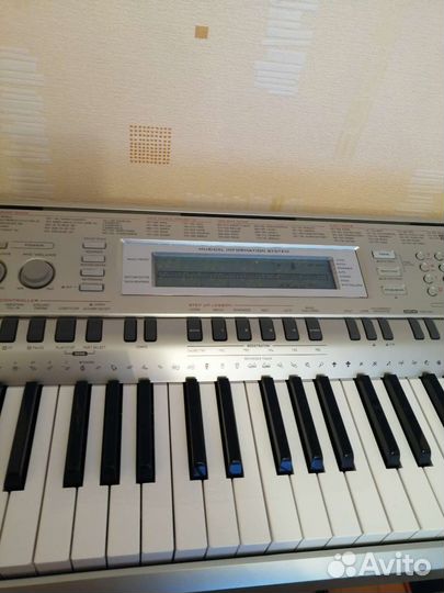 Синтезатор Casio WK-200