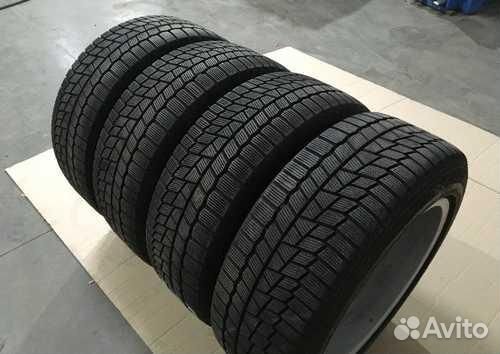 Maxxis SP02 Arctic Trekker 205/50 R17 93T