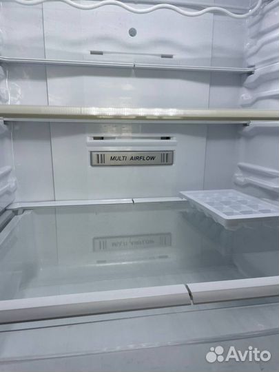 Холодильник LG Total No frost