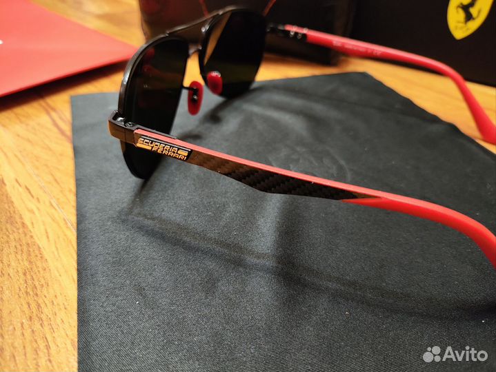 Солнцезащитные очки ray ban & Ferrari carbon