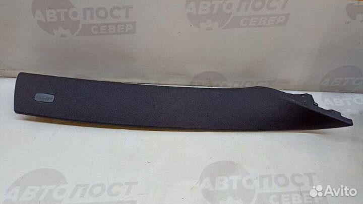 Обшивка стойки передняя правая Porsche Cayenne 957