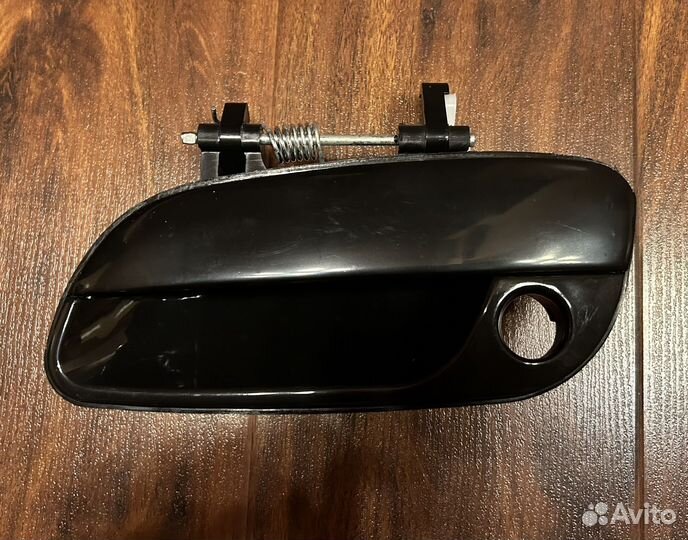 Ручка двери передня левая Hyundai Elantra XD