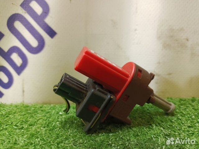 Выключатель стоп-сигнала (Лягушка) Ford Mondeo 3