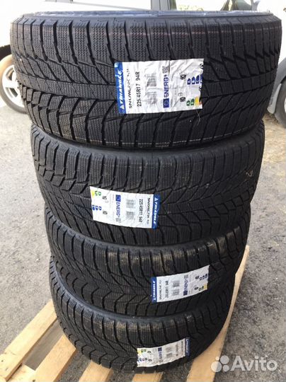 Triangle PL01 225/45 R17