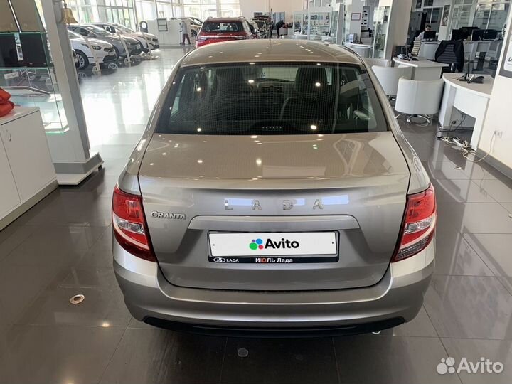 LADA Granta 1.6 МТ, 2022, 3 100 км