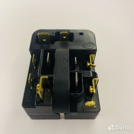 Реле пускозащитное для холодильника Beko HL096