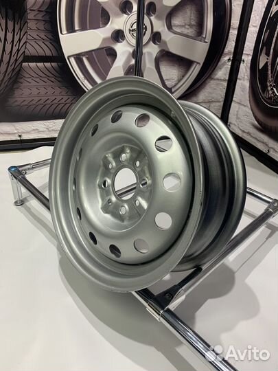 Штампованные диски R14 тзск ваз-2110 серебро