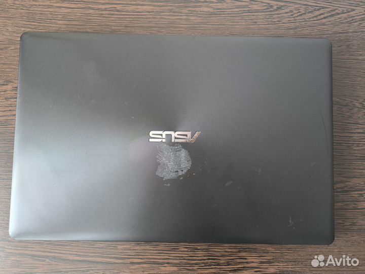 Ноутбук asus x550c
