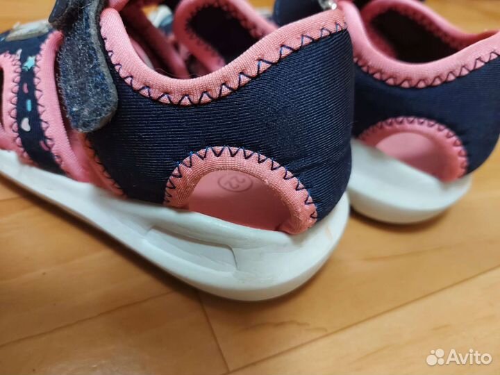 Босоножки для девочки