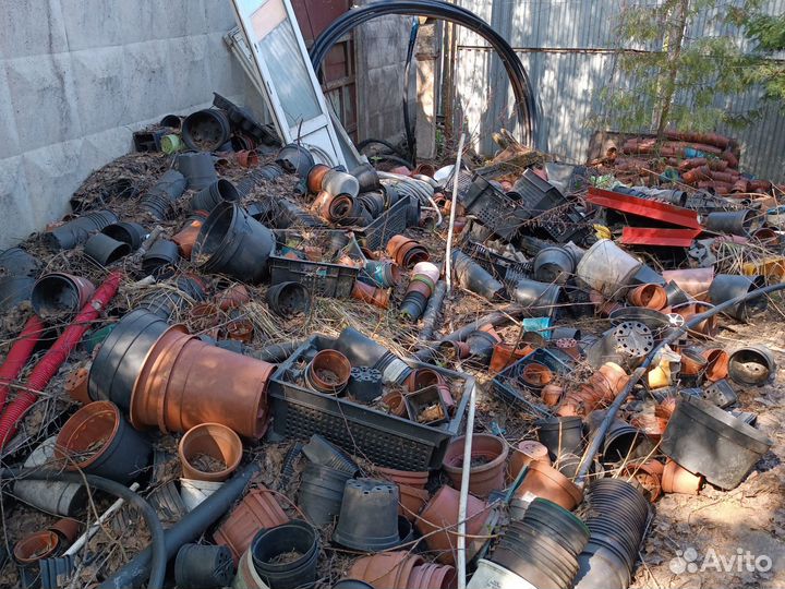 Горшки для цветов и рассады, трубы для полива пвх