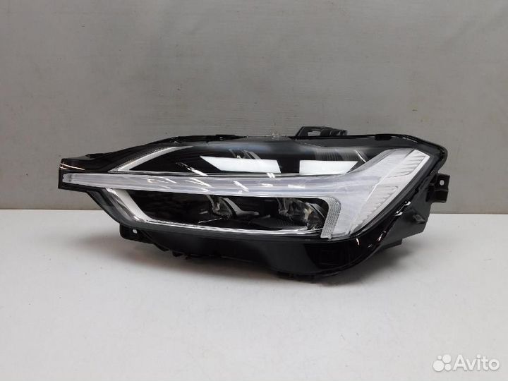 Фара левая Volvo XC60