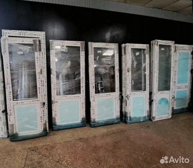 Двери пластиковые входные.Воронеж