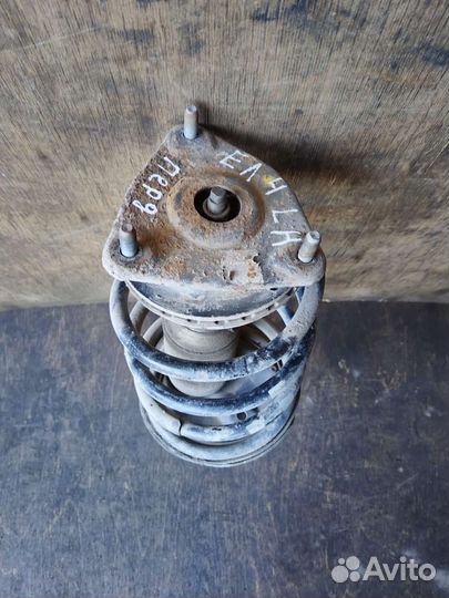 Амортизатор передний левый Hyundai Elantra