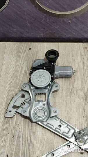 Стеклоподъемник задний infiniti QX60 Прав