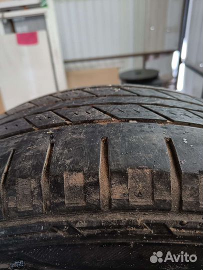 Hankook Dynapro HP RA23 235/60 R16
