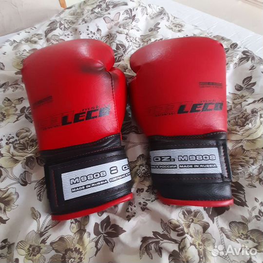 Боксерские перчатки