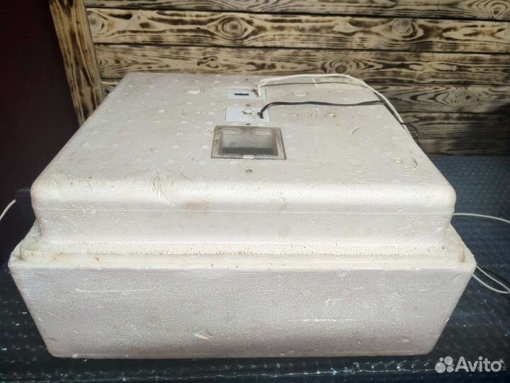 Инкубатор для яиц автоматический бу