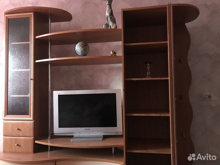 Стенка горка в гостиную бу
