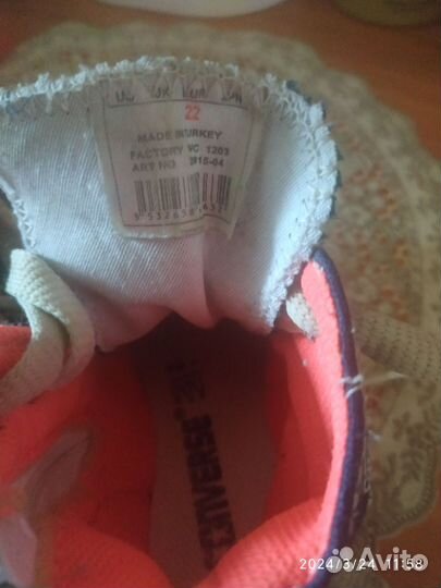 Ботинки детские, сандали, мокасины, кеды