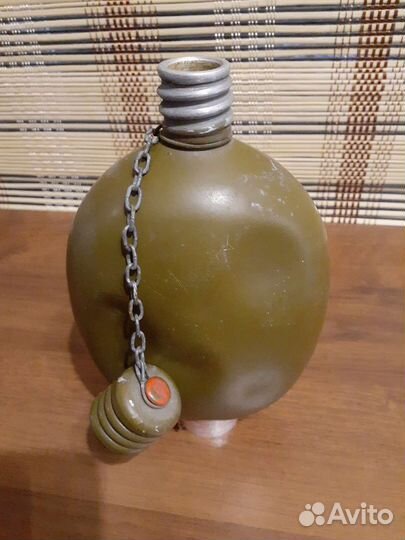 Фляжка армейская