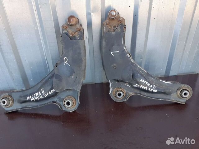 Рычаг передней подвески Рено Лагуна 2