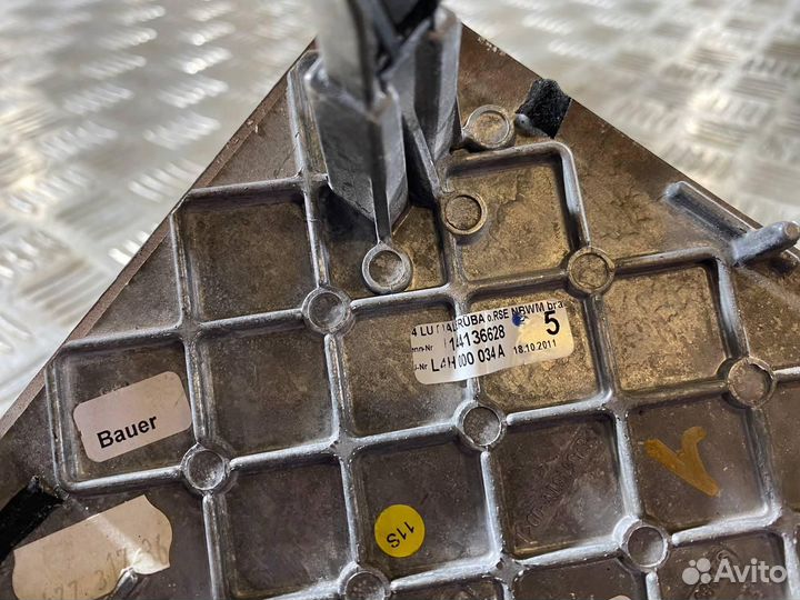 Пластик Audi A8 D4/4H 2012 L4H000034A