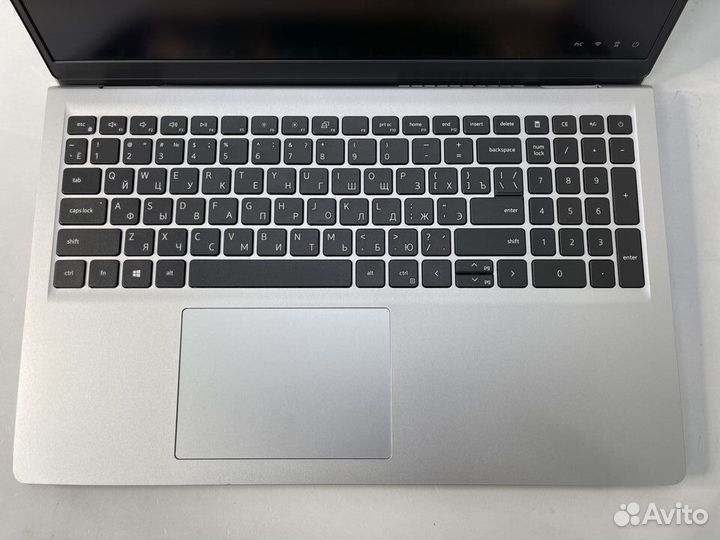 Ноутбук Dell Inspiron 3511 15.6 IPS