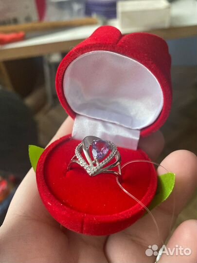 Подарок на 8 марта