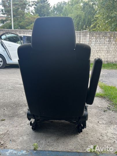 Передние сиденья мотоспорт на е34