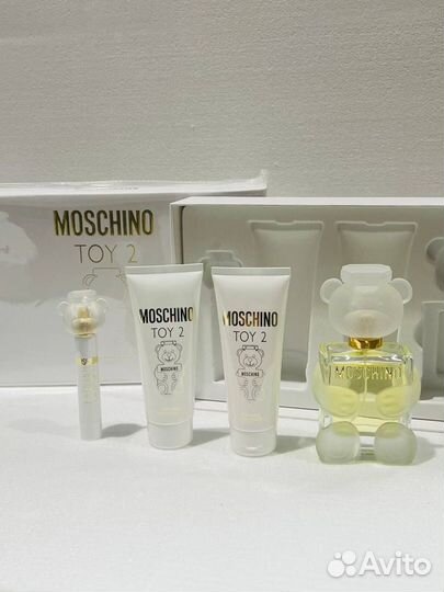 Moschino toy 2 подарочный набор