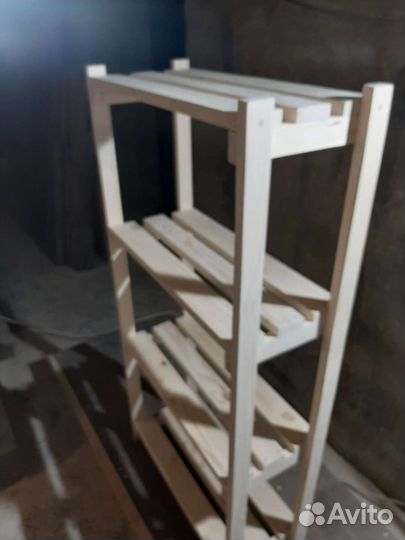 Стеллаж деревянный