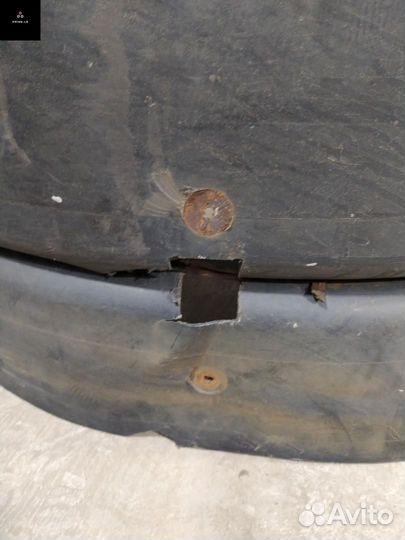Подкрылок оси лев. Scania 4-Series 2004