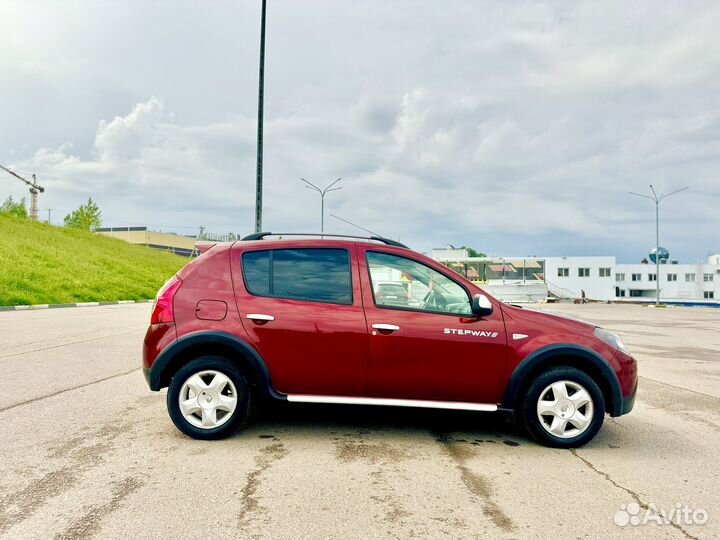 Renault Sandero Stepway 1.6 AT, 2012, 196 000 км