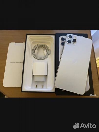 iPhone 11 Pro Max, 64 ГБ