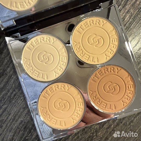 By Terry Hyaluronic Hydra-Powder Palette новая