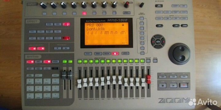 Multi-рекордер zoom MRS 1608