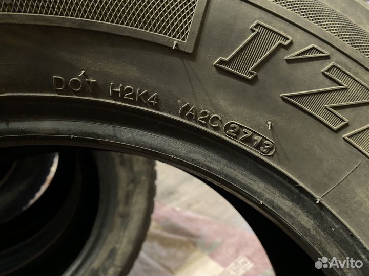 Kumho I'Zen Wis KW19 215/65 R16 98T