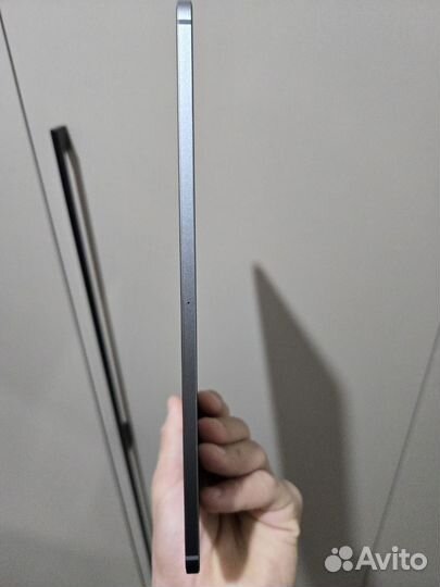 iPad pro 11 2022 m2 (чехол клавиатура в подарок)