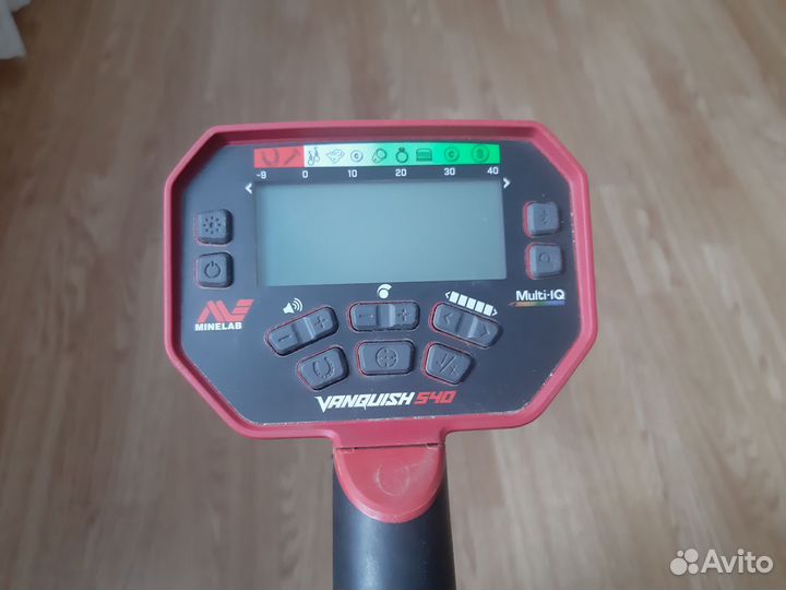 Металлоискатель minelab vanquish 540