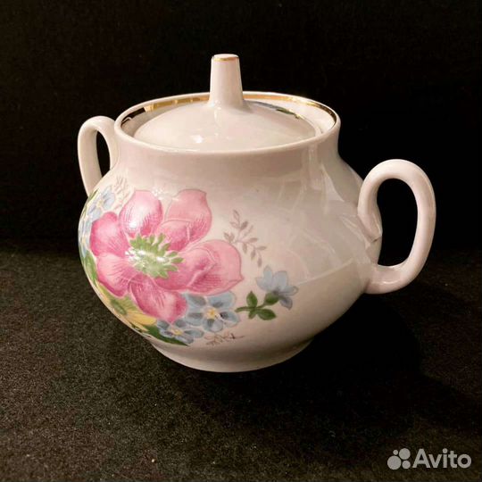 Сахарница фарфоровая 