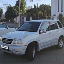 Suzuki Escudo 2.0 AT, 2001, 250 000 км, с пробегом, цена 650 000 руб.