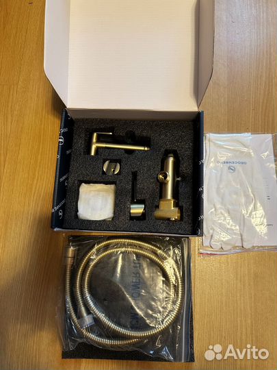 Гигиенический душ Grocenberg GB001MG золото мат