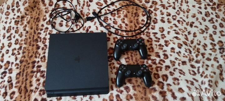 Игровая приставка ps4 slim 500 gb