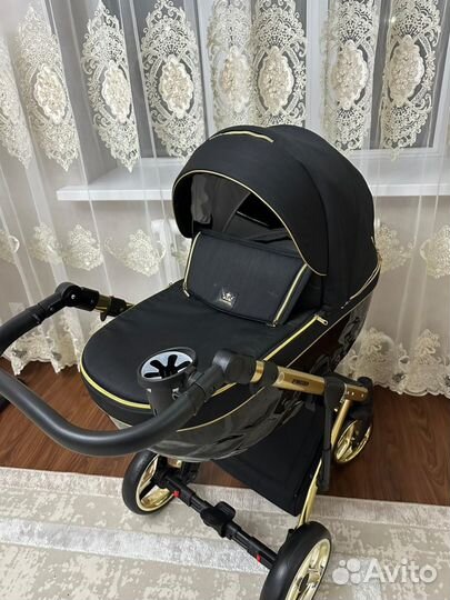 Коляска Adamex Chantal Polar 2 в 1