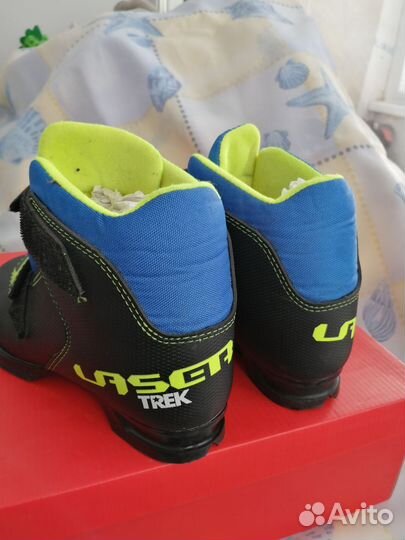 Лыжные ботинки детские 32р
