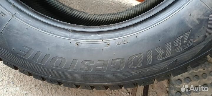 Bridgestone Blizzak DM-V2 235/65 R18